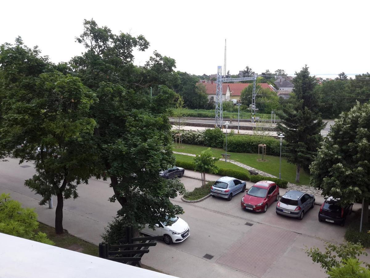 Szeki Apartman Balatonfüred Buitenkant foto